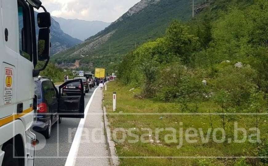 Teška nesreća kod Jablanice: Smrtno stradao motociklist
