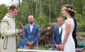Vjenčanje u doba korone: Norvežanka i Šveđanin sudbonosno "da" izrekli na granici