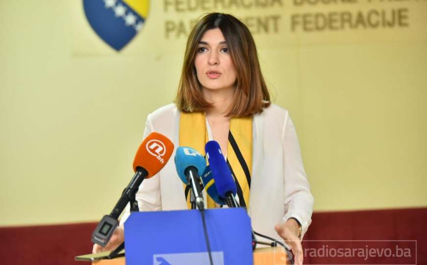 Sabina Ćudić vladajućoj koaliciji: Hoćete da omogućite robovlasništvo