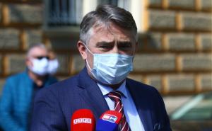 Komšić: Neka niko ne misli da će se na ovome završiti udari na BiH