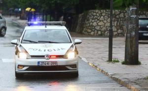 Filmska potjera u Sarajevu: Jedan napadač poginuo, policajac teško povrijeđen