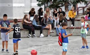 Zabrinjavajuća studija: Djeca mlađa od 5 godina mogu biti jako zarazna