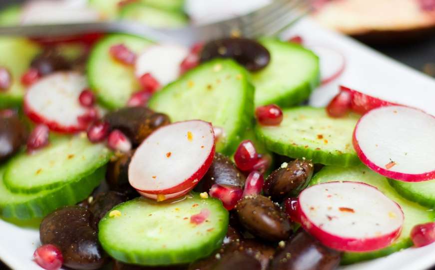 Bez muke i kuhanja: Spasonosna salata za osvježavajući ljetni ručak