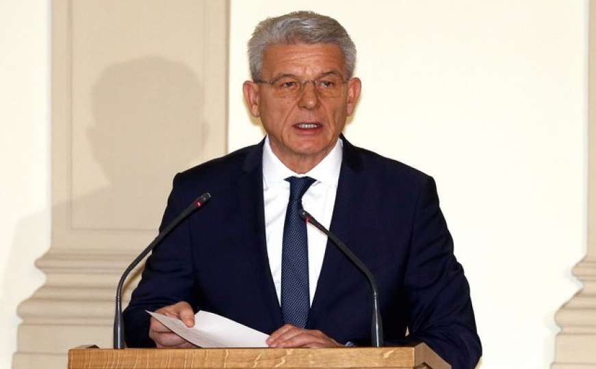 Džaferović pozvao Milanovića da odustane od uručivanja odlikovanja Jeliću