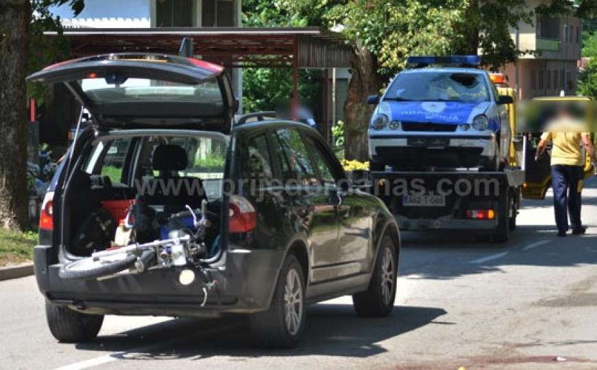 Još jedna nesreća u BiH: Vozač mopeda podlegao nakon sudara s autom policije