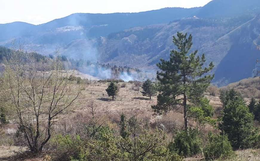 Ljeto u BiH: Zabilježeno 16 požara, izgorjela garaža i automobil
