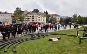 Održana "pogrebna povorka" za Hastahanu: Građani i danas mirno protestovali