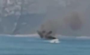 Drama na Jadranu: Gliser se zapalio i potonuo, putnici se spasli skokom u more
