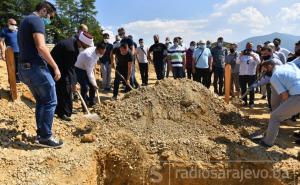 Klanjana dženaza Belmi Šoljanin, ženi koja je majkama brisala suze