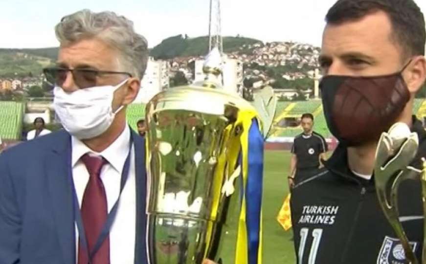FK Sarajevo uručen šampionski pehar za prošlu sezonu Premijer lige BiH