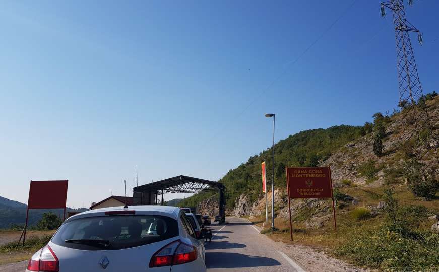 Crna Gora: Vraćen sa granice, bez obzira na negativan test
