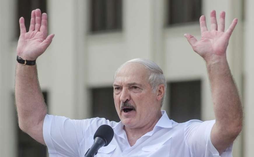 Lukashenko: Spreman sam da dijelim vlast, ali ne pod pritiskom ulice