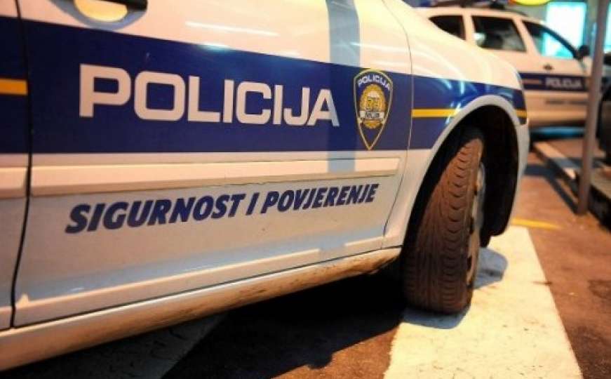 Horor u Hrvatskoj: Muškarac nožem napao i ranio dvoje djece