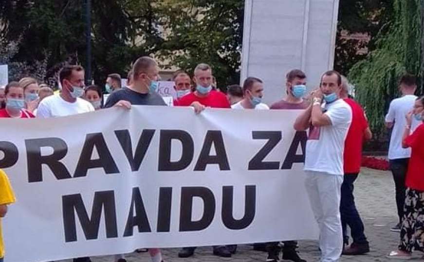 Mi se umoriti nećemo: Protestna šetnja u znak sjećanja na Maidu Džafić