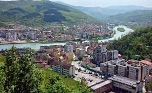 Odlučeno: Svi đaci se vraćaju u klupe, škole će imati krizne štabove 