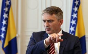 Komšić: Dok ne angažujemo OS BiH na granici sa Srbijom, migranti ostaju u RS