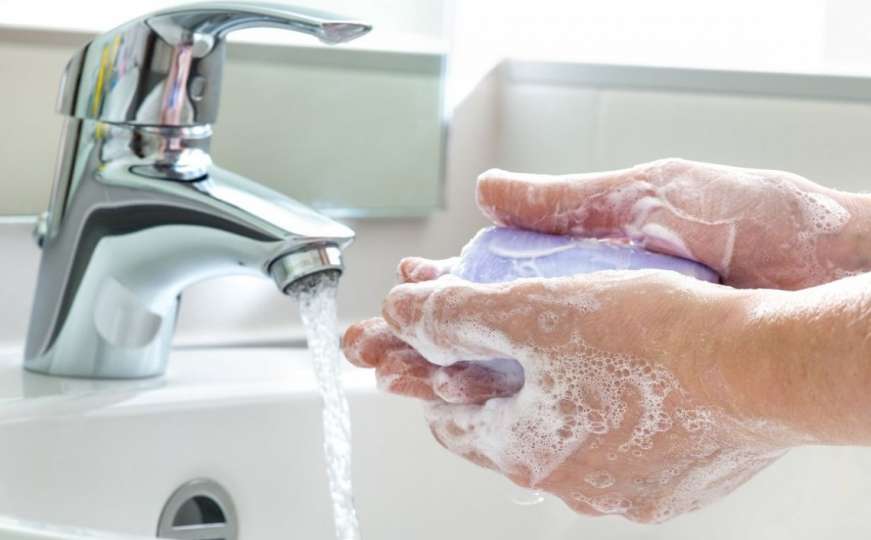 Šta stručnjaci kažu o pranju ruku u borbi protiv korone