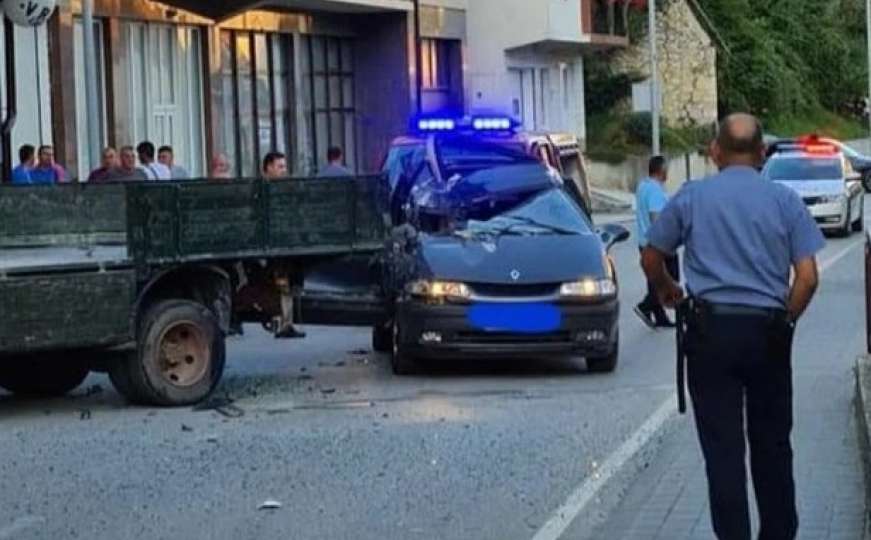 Stravične scene u BiH: U sudaru kamiona i automobila poginula jedna osoba