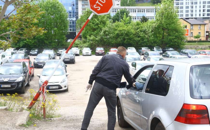 Hoće li aplikacija riješiti problem parkiranja u Sarajevu?