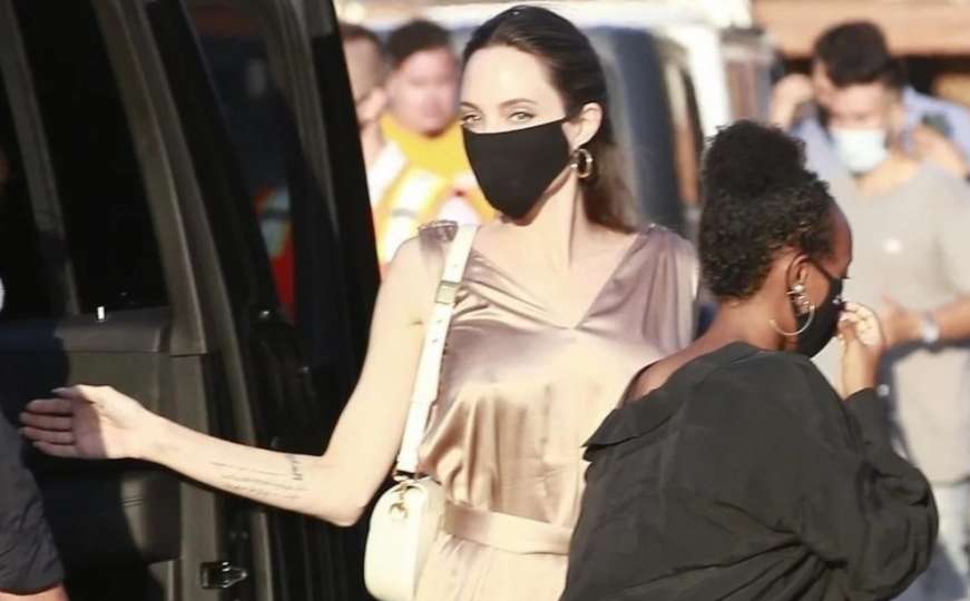 "Ma, ko bi ovo nosio": Angelina Jolie u natikačama koje nisu svima po ukusu