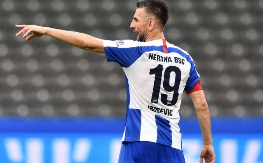 Ibišević će u Schalkeu zarađivati manje od igrača iz treće lige