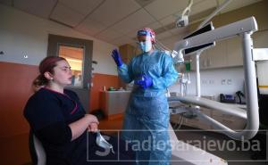 Novi podaci: U BiH jedna osoba preminula, još 77 zaraženih