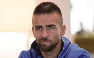 Vedad Ibišević kompletnu platu u Schalkeu donira u humanitarne svrhe