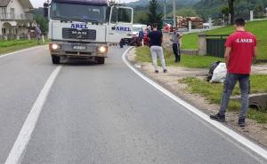 Sudar automobila i kamiona: Vozač prevezen u bolnicu