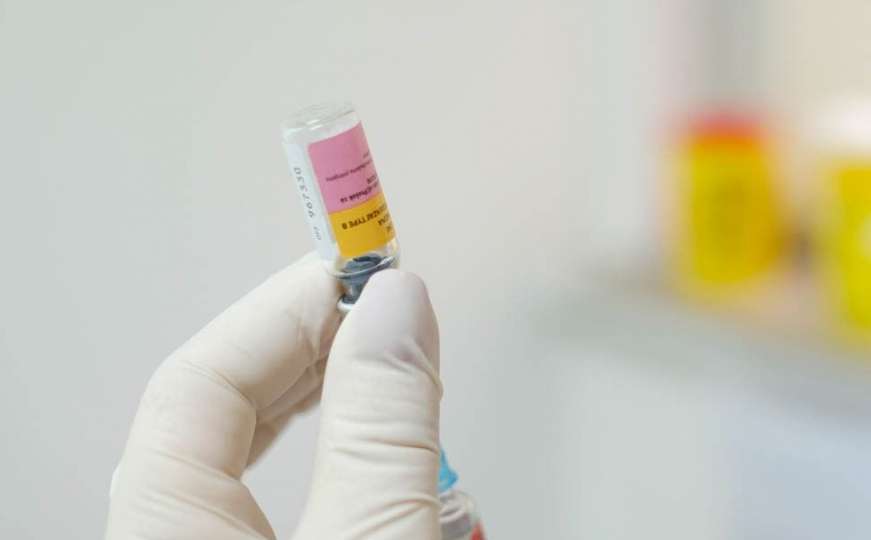 WHO objavila kada će početi masovne vakcinacije protiv koronavirusa
