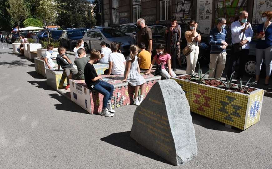 Gimnazijska ulica u Sarajevu oslobođena od vozila i pretvorena u pješačku zonu