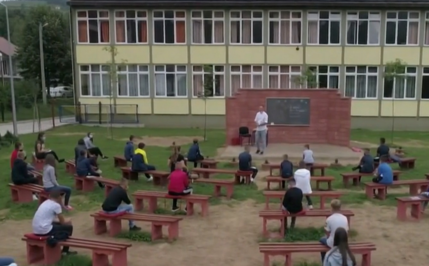 Svjetski mediji pišu o školi u BiH: Imaju zanimljivu učionicu, ne trebaju im maske