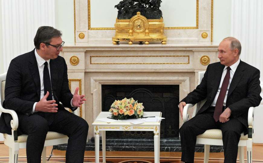 Jutros telefonom razgovarali Vučić i Putin, dotakli se i posjete SAD-u