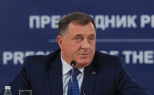 Dodik o protestu roditelja u Zvorniku: "Bosanski" se na srpskom kaže "bošnjački"