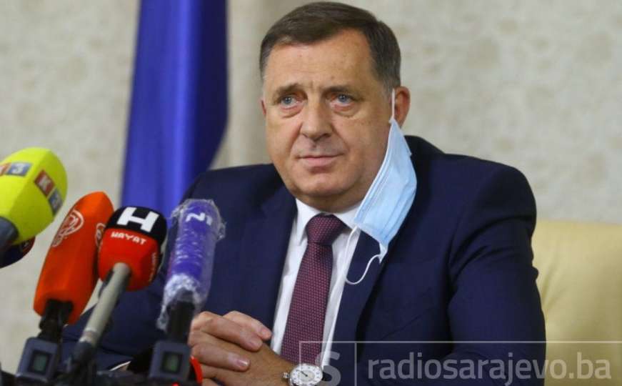 Kako je Dodik uspio izjednačiti Momčila Krajišnika i Aliju Izetbegovića 