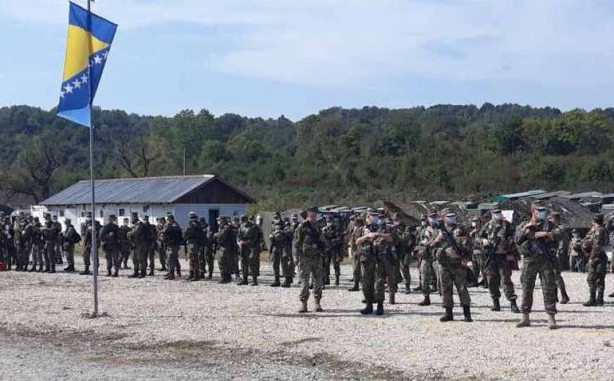 Oružane snage BiH počele vježbu na Manjači