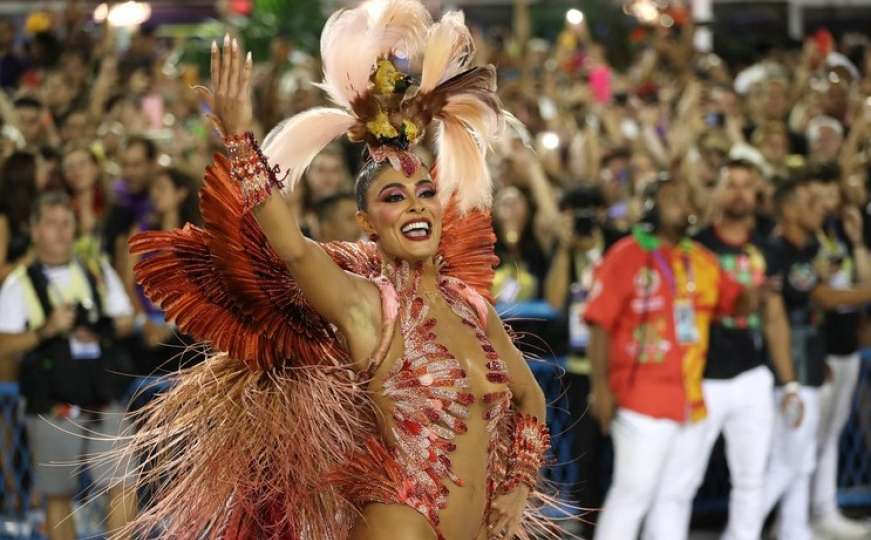 Ništa od defilea ljepotica: Odgođen karneval u Riju