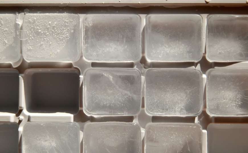 Ovo mnogi nisu ni slutili: 10 načina da iskoristite posudu za led