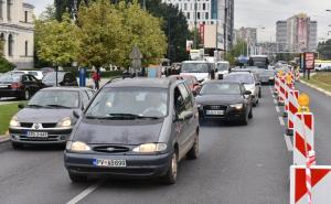 U Sarajevu jutros počeo saobraćajni kolaps koji će trajati mjesec dana!