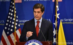 Ambasada SAD oštro reagirala: Migrantima u BiH se mora osigurati siguran smještaj