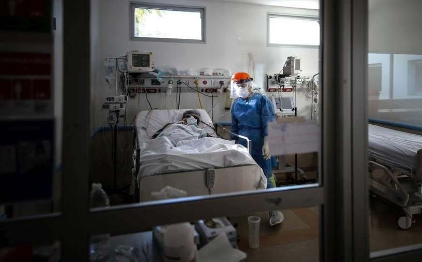 U posljednja 24 sata u Crnoj Gori korona potvrđena kod 244 osobe: Preminula 2 pacijenta