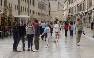 U Hrvatskoj 287 novooboljelih, preminule četiri osobe