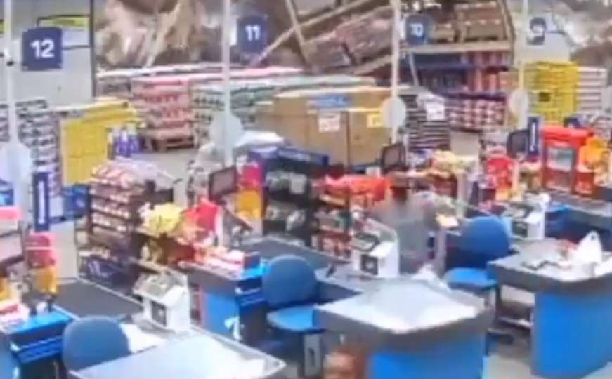 Police u brazilskom supermarketu se srušile poput domina, ima žrtava
