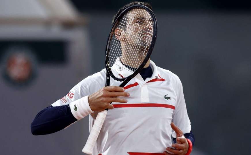 Misteriozni Đoković zabrinuo sve navijače pred polufinale Roland Garrosa