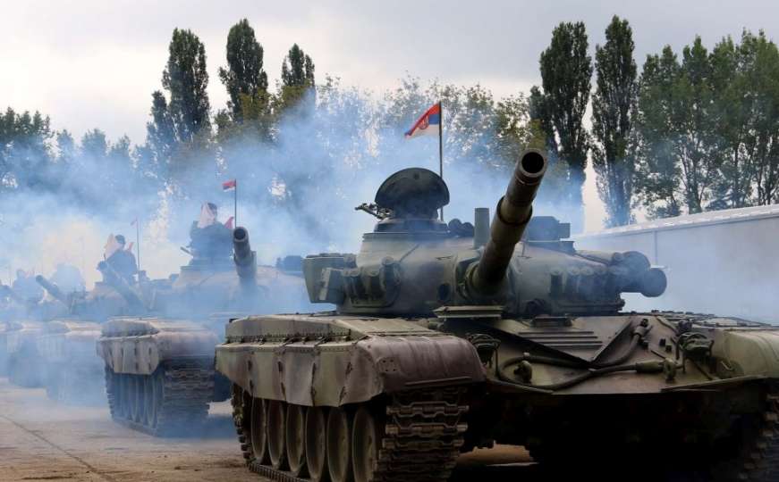 U bitkama i(li) pred bitkama: Zašto se Srbija naoružava?