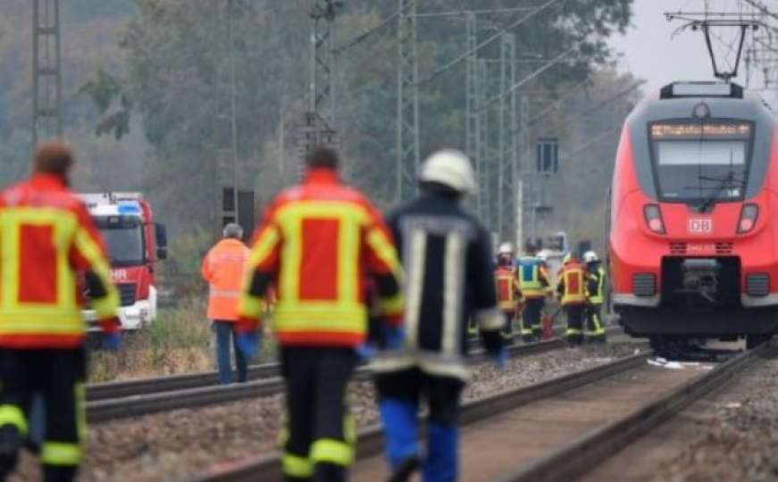 Maloljetnu braću s Kosova udario voz u Njemačkoj naočigled mlađeg brata