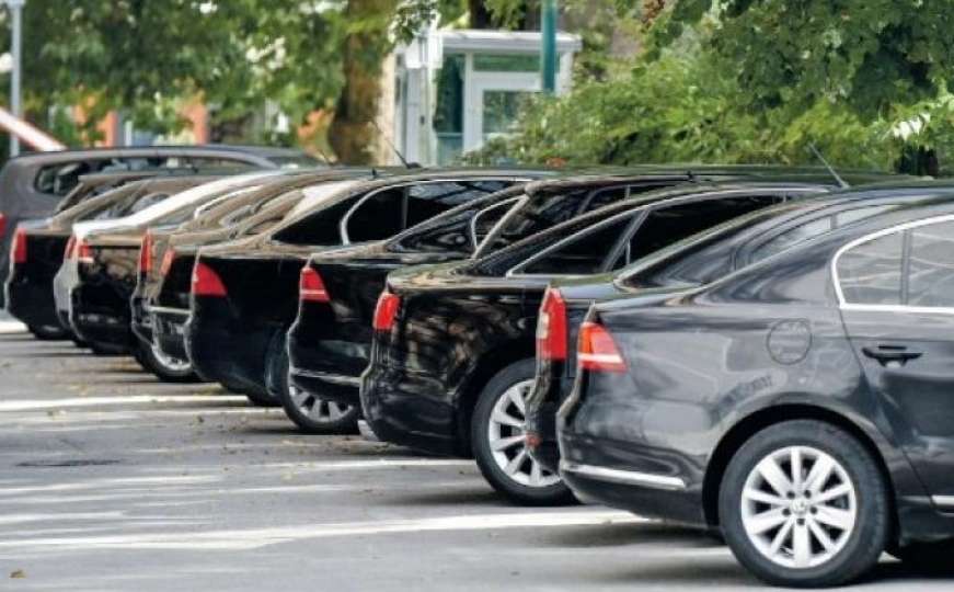Parlament BiH nabavlja tri nova automobila u vrijednosti od 300.000 KM