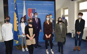 Ministar Krivić uručio stipendije nadarenim srednjoškolcima