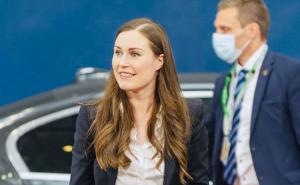 Finska premijerka izazvala pometnju fotografijom bez grudnjaka