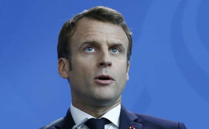 Poznato više detalja: Macron stigao na mjesto stravičnog ubistva nastavnika