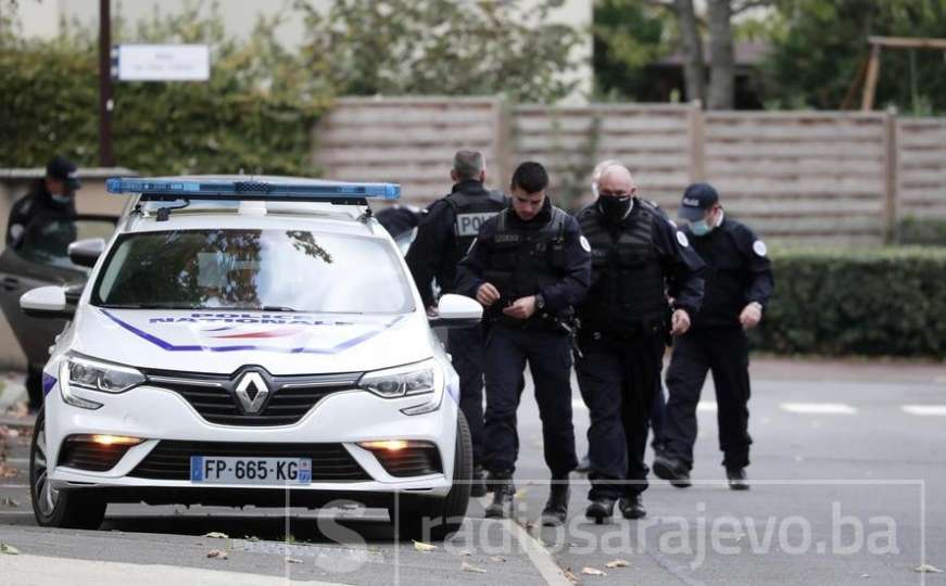 Devet osoba pritvoreno zbog ubistva nastavnika u Francuskoj